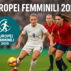 Tre calciatrici generate con intelligenza artificiale in azione durante una partita di calcio femminile, con in evidenza il testo “Europei Femminili 2025” in alto e un logo circolare stilizzato sulla sinistra, ambientato in uno stadio gremito.