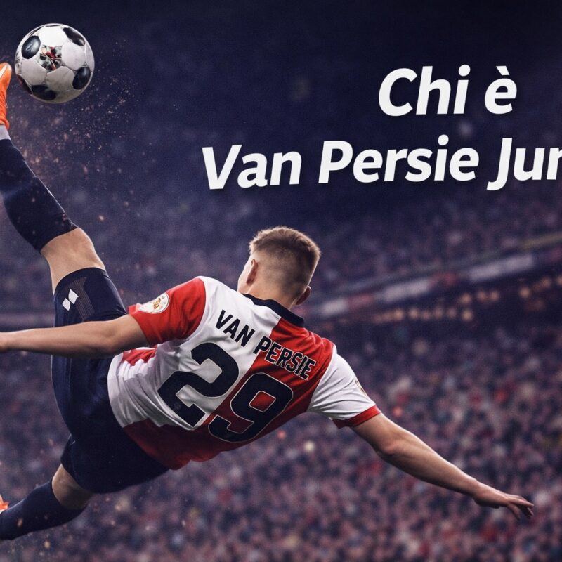 Grafica Chi è Shaqueel Van Persie Junior con giocatore di spalle in rovesciata, maglia Feyenoord numero 29 e pallone in aria sotto le luci dello stadio