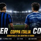 Inter Como Coppa Italia: due calciatori di spalle in uno stadio illuminato con grafica semifinale