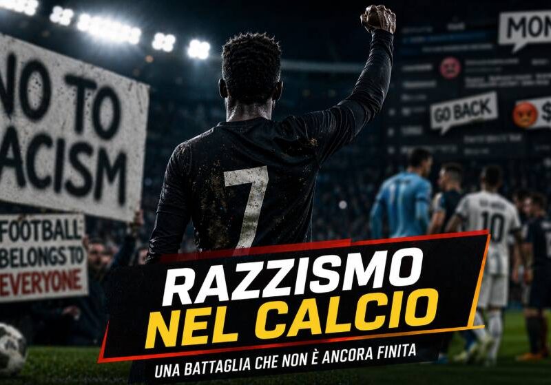Razzismo nel calcio: giocatore di spalle con pugno alzato in stadio notturno, cartelli contro il razzismo e grafica sportiva con titolo in evidenza