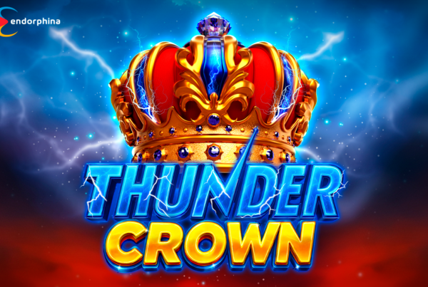 Slot Thunder Crown con corona dorata, fulmini e logo Endorphina